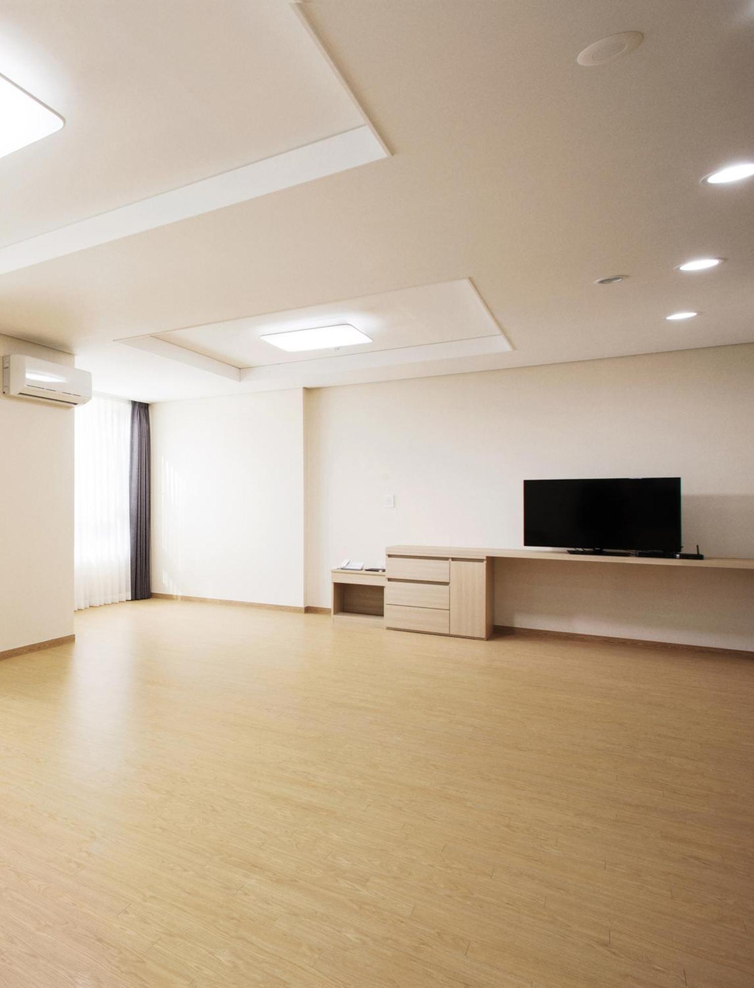 Crown Harbor Hotel Busan Extérieur photo